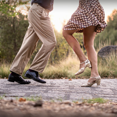 swing-dancing swing dancing